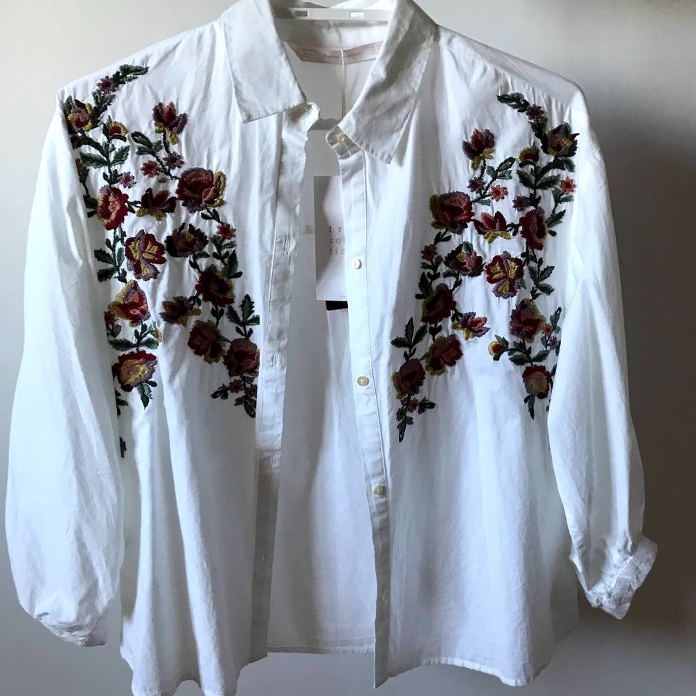Zara Trafaluc Collection White Mid-length Sleeve Blouse With Floral Details
